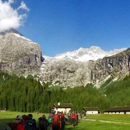 Lovely Apt In Pinzolo Val Rendena 7 Zewnętrze zdjęcie