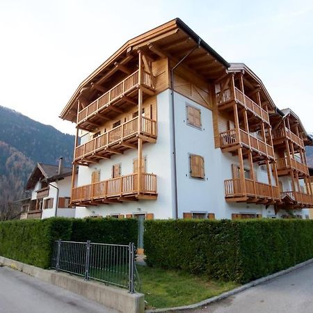 Lovely Apt In Pinzolo Val Rendena 7 Zewnętrze zdjęcie