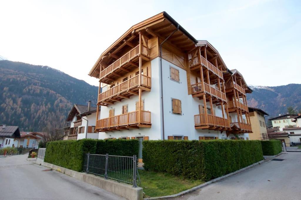 Lovely Apt In Pinzolo Val Rendena 7 Zewnętrze zdjęcie