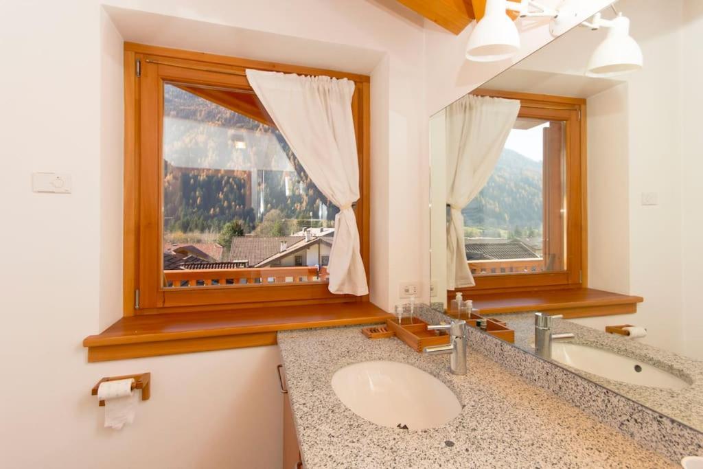 Lovely Apt In Pinzolo Val Rendena 7 Zewnętrze zdjęcie