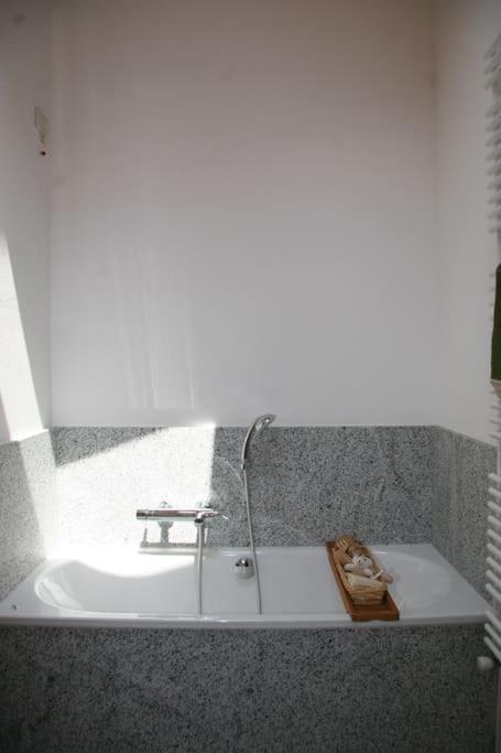 Lovely Apt In Pinzolo Val Rendena 7 Zewnętrze zdjęcie
