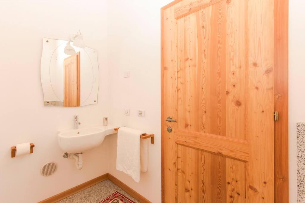 Lovely Apt In Pinzolo Val Rendena 7 Zewnętrze zdjęcie